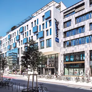 Radisson Blu Hotel, 4* MHG